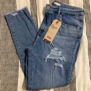 Levi’s high rise skinny jeans